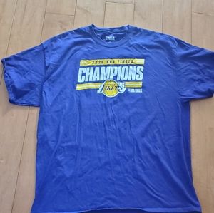 Lakers t-shirt